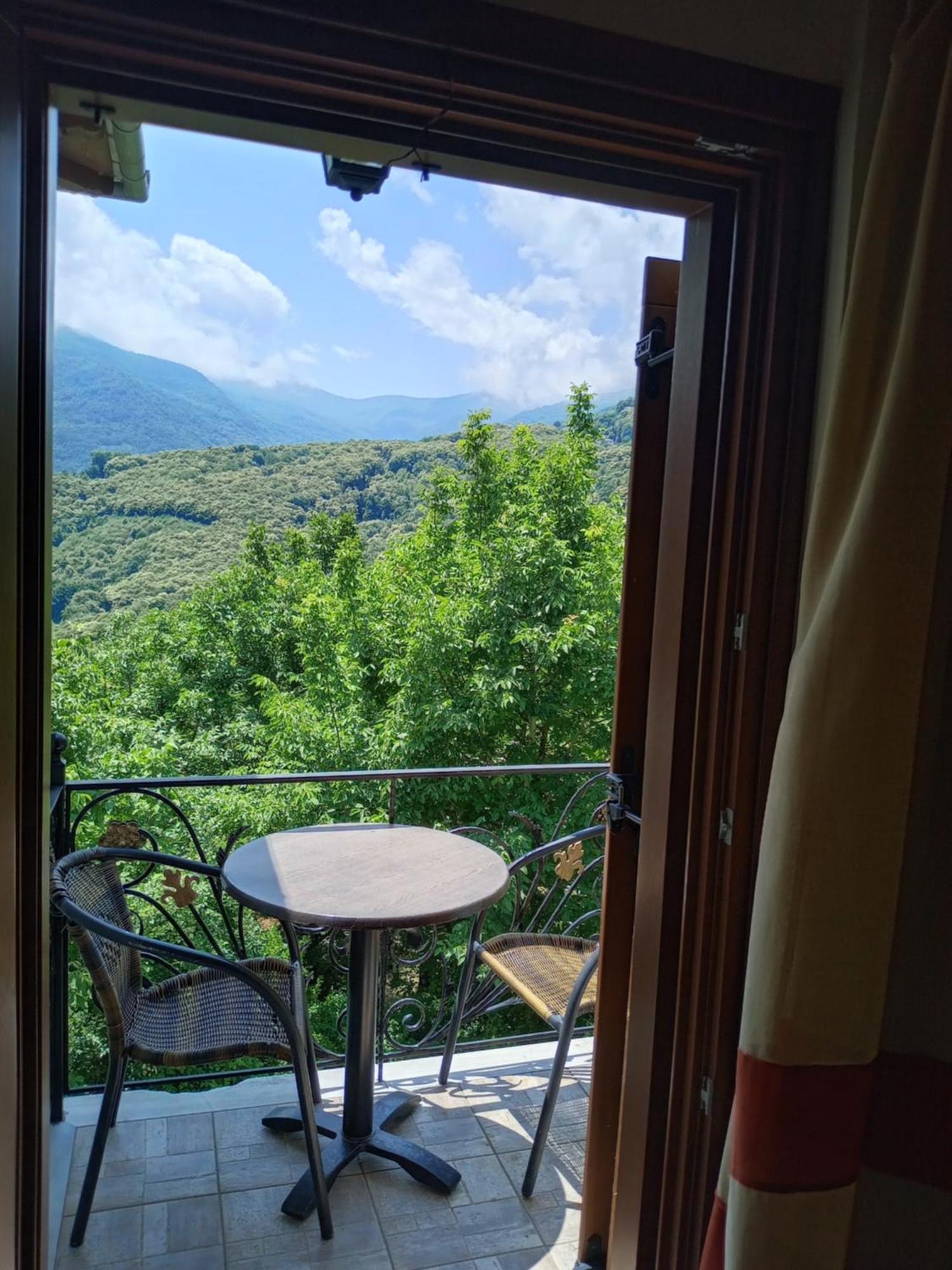 Hotel Erotas Айос-Дімітріос Екстер'єр фото